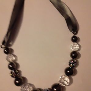 Silver and Crystal pearl necklace with ribbon latc